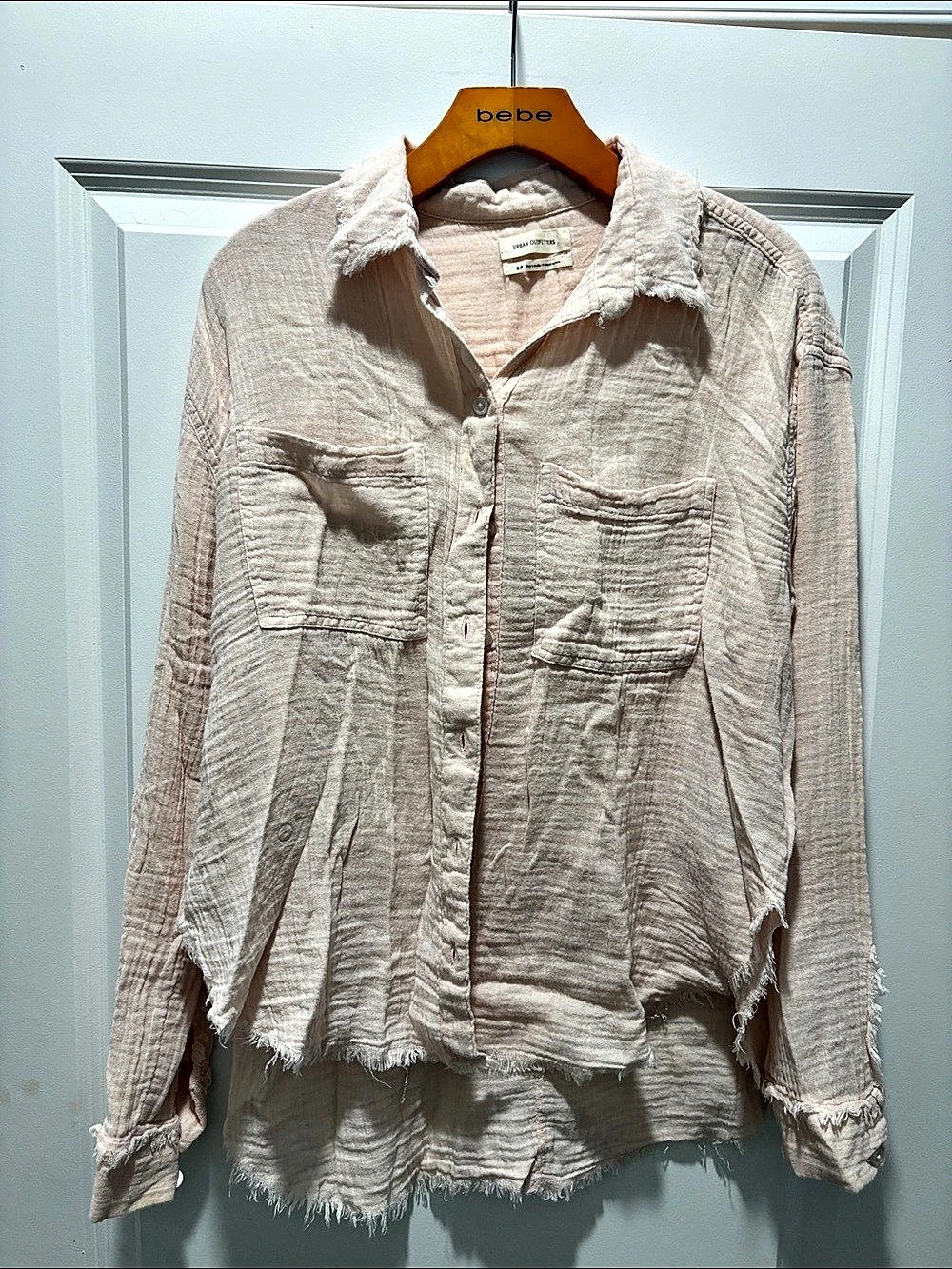 Urban Outfitters Frayed Button Down in Pink Size Small